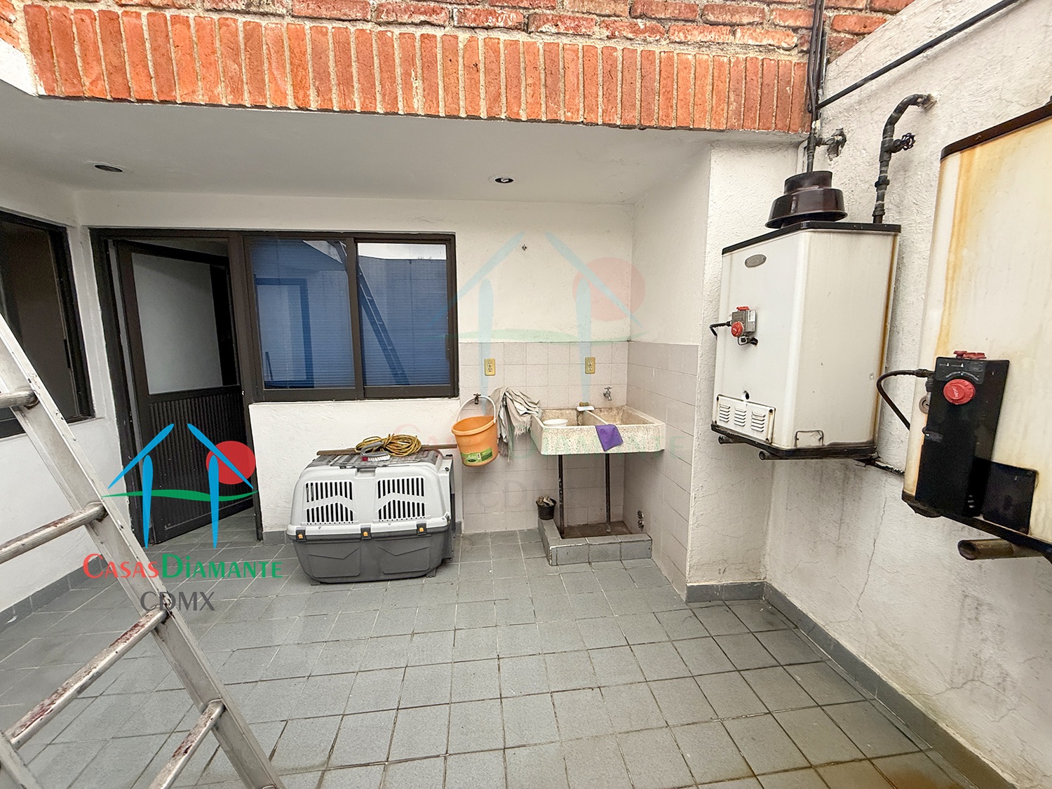 Interlomas Casa Rubén AB - Área de servicio 6